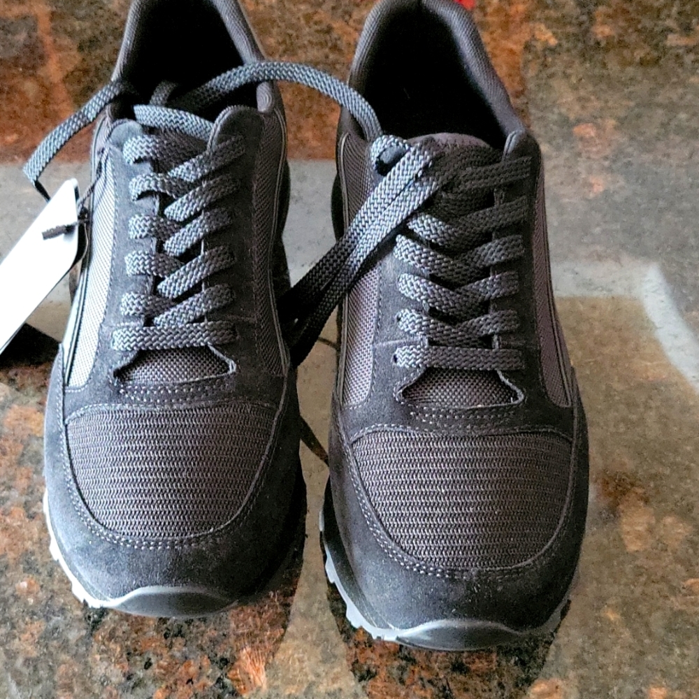 Armani gym shoes